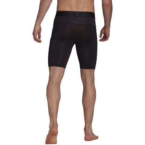 Spodenki adidas TECHFIT SHORT GU7311
