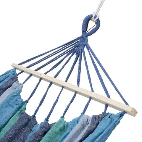 NILS NC9004 NIEBIESKI-CIEMNONIEBIESKI HAMAK Z DREWNIANĄ BELKA 70CM I METALOWYM UCHWYTEM NILS CAMP