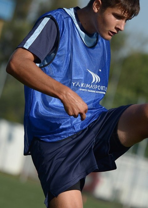 Znacznik piłkarski czerwony, oznacznik