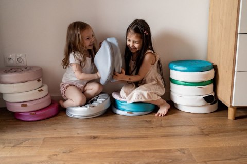 Poduszki ekoskóra ZWIERZĄTKA Rodzinki 3 cm 1 szt. AKSON - Leniwce -zielony