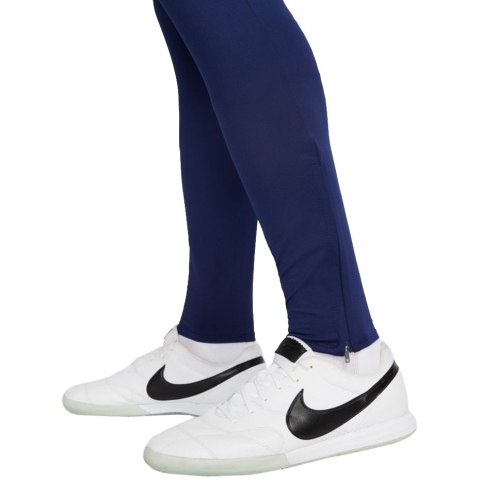 Nike Football Spodnie męskie Nike Dri-Fit Strike 21 Pant KPZ granatowe CW5862 492