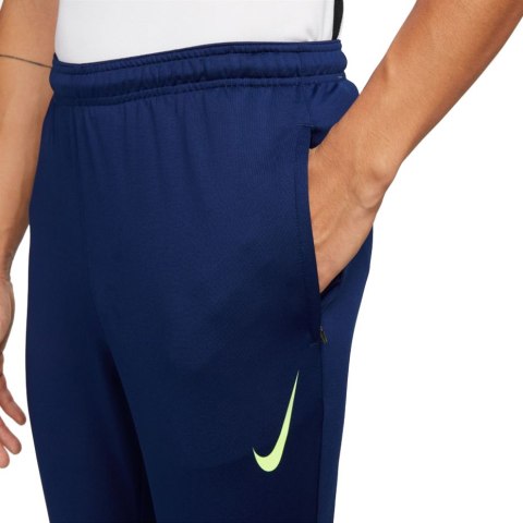 Nike Football Spodnie męskie Nike Therma-Fit Strike Pant Kwpz Winter Warrior granatowe DC9159 492