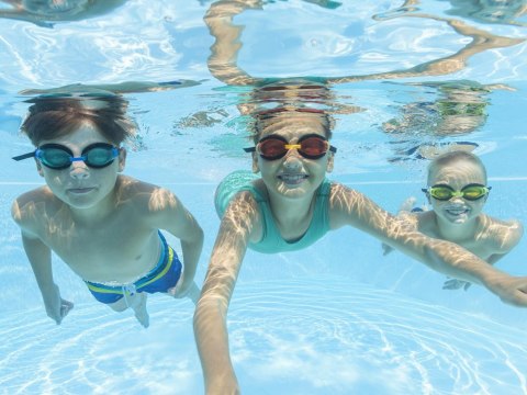 Bestway Okularki do pływania CZERWONE 7+ 21005