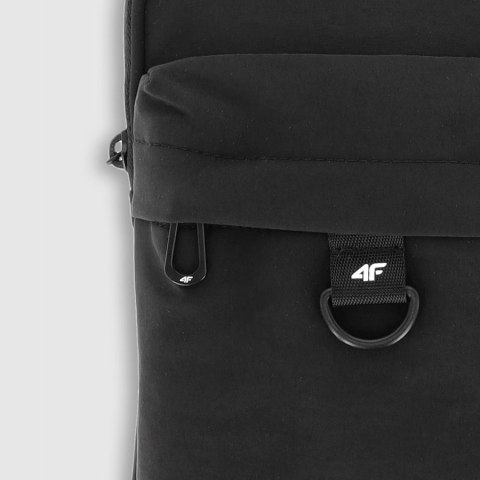 Saszetka na ramię 4F 4FWSS25APOUU074 20S