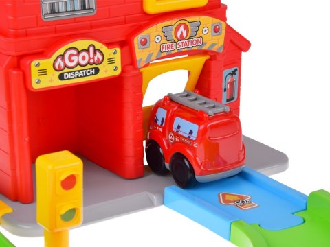 Zestaw Garaż samochodowy ze zjazdem STRAŻ POŻARNA + auto strażackie ZA5691