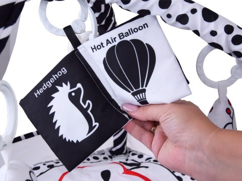 Kontrastowa mata edukacyjna kojec + kulki książeczka szeleścik ZA5826