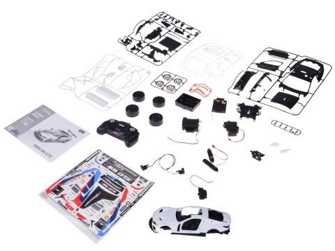 Rastar model 1:18 do złożenia BMW M8 GTE auto sterowane na pilota RC0708